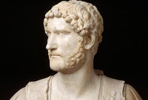 Nel Solco di Adriano - Visita guidata nei luoghi e nelle memorie del grande Imperatore romano