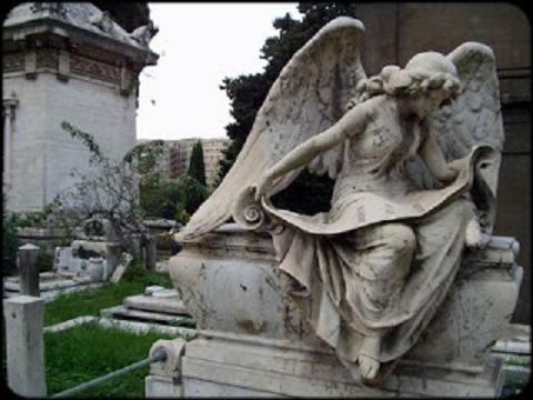Il Cimitero del Verano: amore, morte e poesia