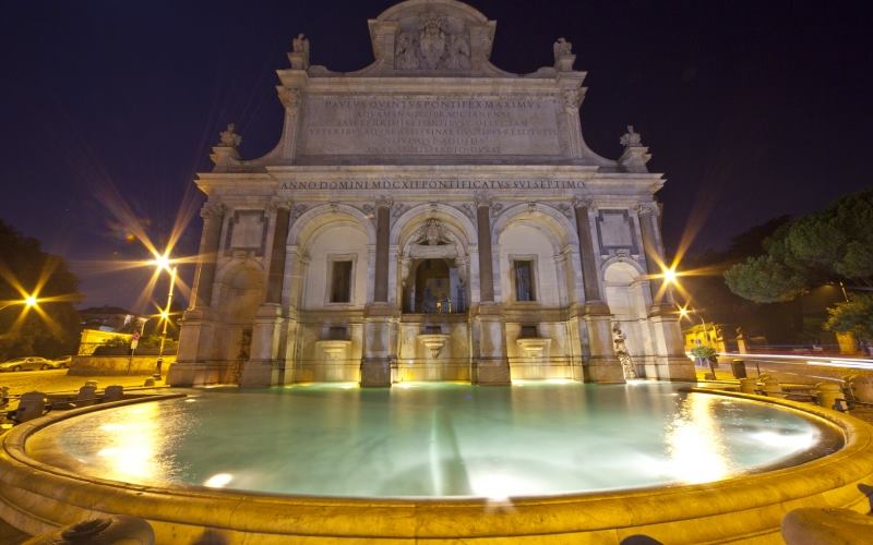 Roma di Notte: Gianicolo e Trastevere illuminate