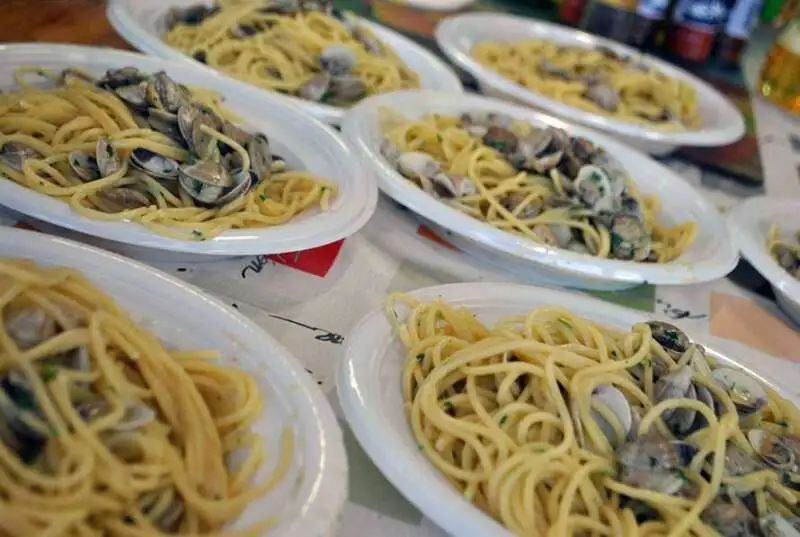 Spaghettongola, festa degli spaghetti alle vongole lupino