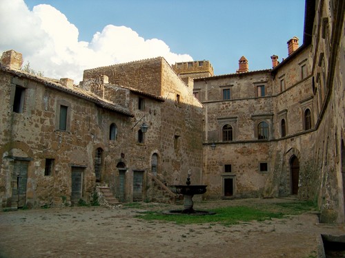 Il Castello di Balthus a Montecalvello