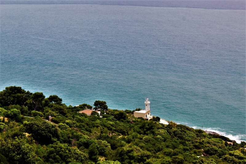 Monte Circello, anello con vista mare e grotte