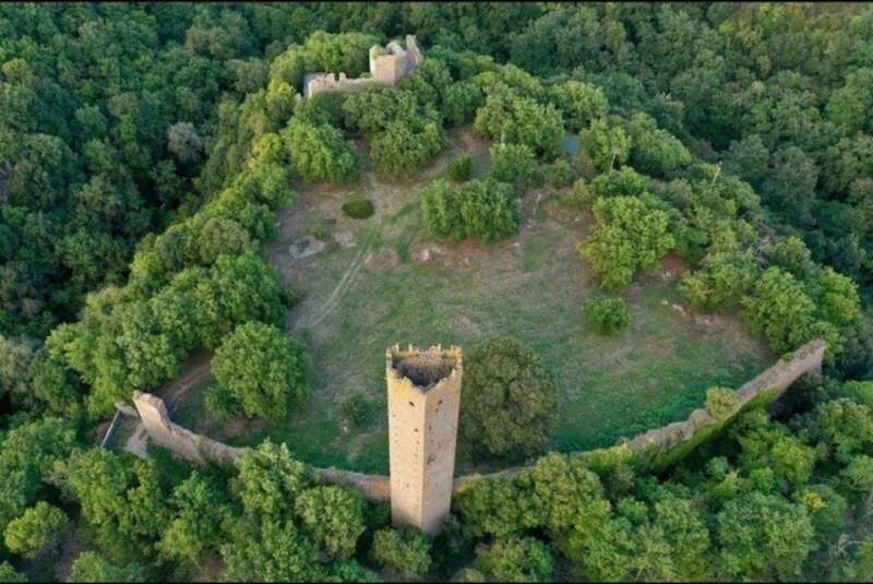 Torre di Chia