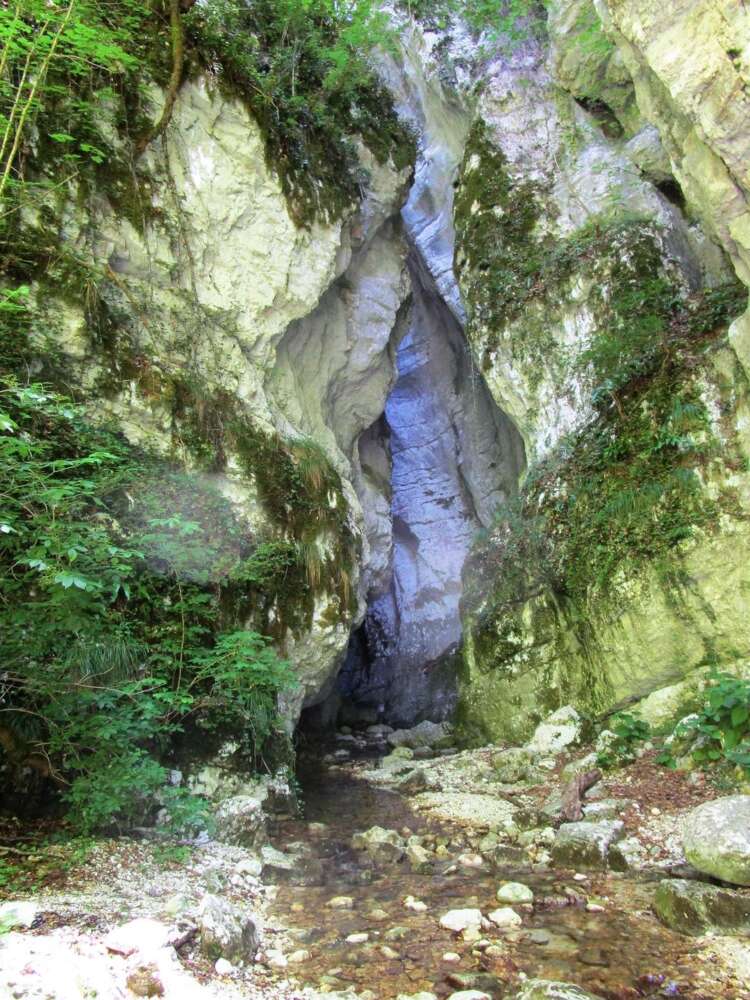 Mercoledì trek: gole del Lacerno con Nomos Trek