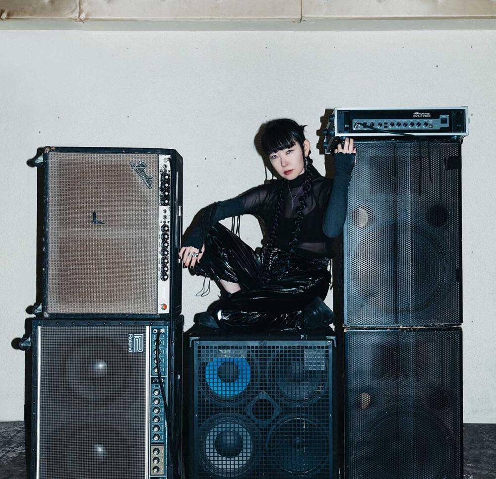 Il sound industrial-techno dell'artista giapponese Yuko Araki