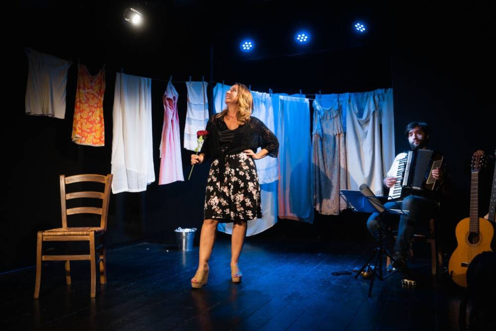 Claudia Campagnola in "Flora e li mariti sua"