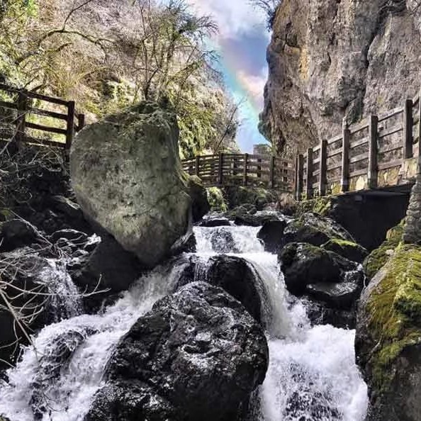 Trek + Grotte Val de Varri e Sagra della castagna