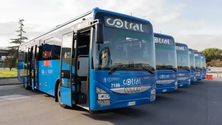 Natale in Tour 2025: trasporti gratis nel Lazio per under 25