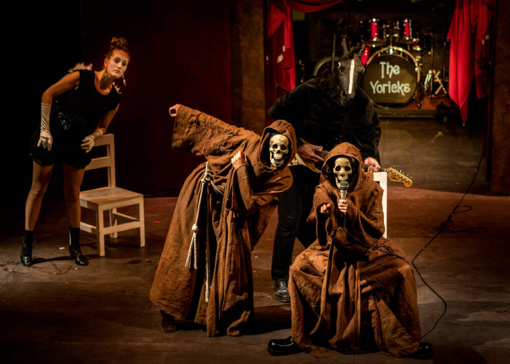 The Yoricks. Intermezzo comico