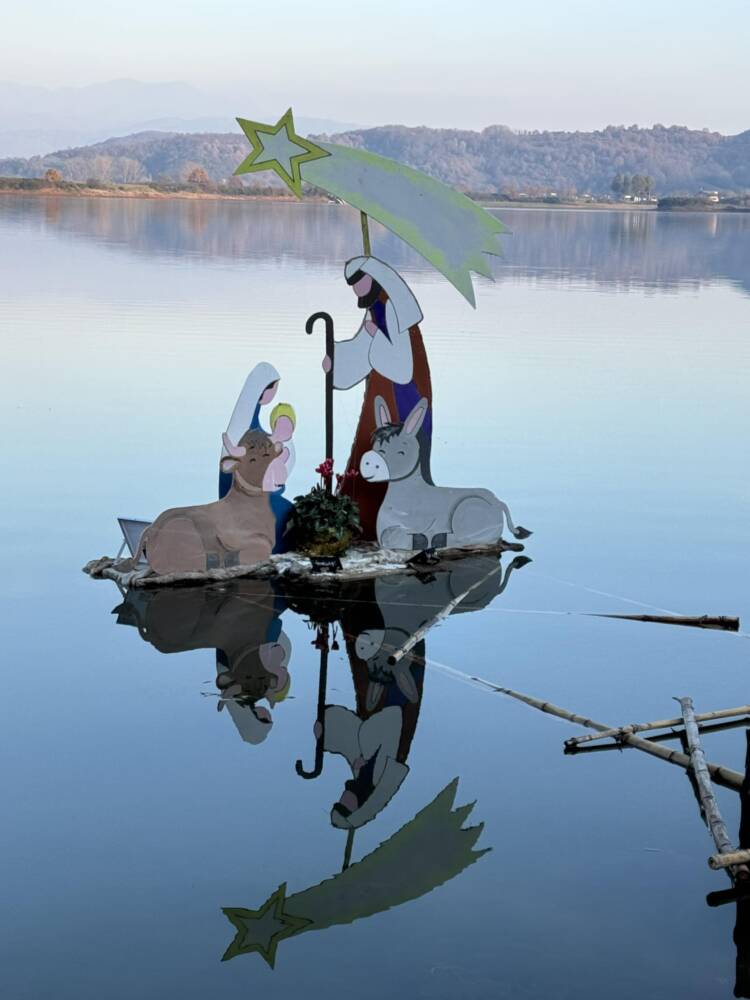 Presepe nel Lago