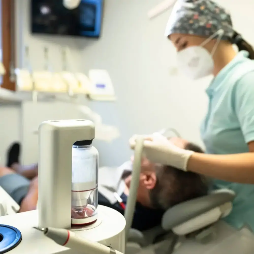 Igiene dentale a San Mauro Torinese: perché la pulizia professionale non sostituisce quella quotidiana Igiene dentale a San Mauro Torinese: perché la pulizia professionale non sostituisce quella quotidiana
