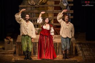 Romeo e Giulietta. L'amore è saltimbanco