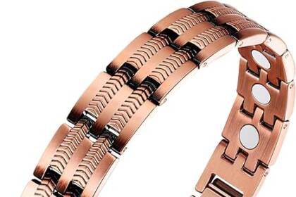Braccialetti di Rame: Tra Scienza, Storia e Mito Terapeutico Braccialetti di Rame: Tra Scienza, Storia e Mito Terapeutico