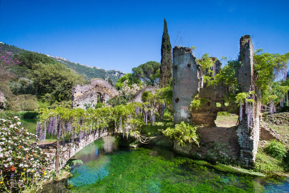 Giardino di Ninfa: un luogo da fiaba vicino a Roma Giardino di Ninfa: un luogo da fiaba vicino a Roma